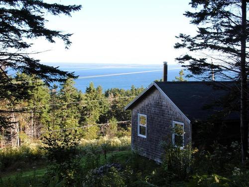 6989 Highway 16, Halfway Cove, NS 