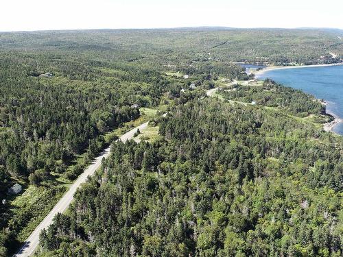 6989 Highway 16, Halfway Cove, NS 