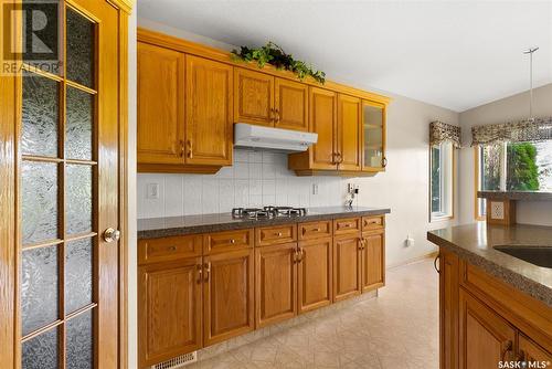 76 St Andrews Bay, Emerald Park, SK - Indoor Photo Showing Kitchen