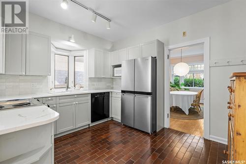 1038 University Drive, Saskatoon, SK - Indoor Photo Showing Kitchen