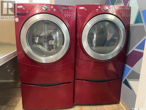 204 2Nd Avenue, Borden, SK - Indoor Photo Showing Laundry Room