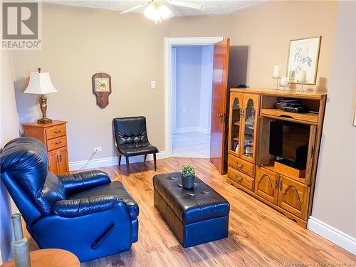 190 North, Moncton, NB - Indoor Photo Showing Living Room