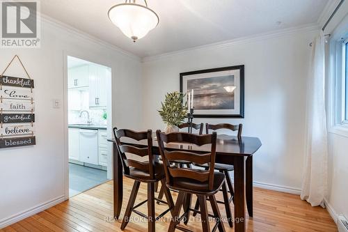 64 - 5029 Pinedale Avenue, Burlington, ON - Indoor Photo Showing Dining Room