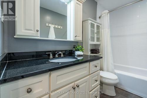 64 - 5029 Pinedale Avenue, Burlington (Appleby), ON - Indoor Photo Showing Bathroom