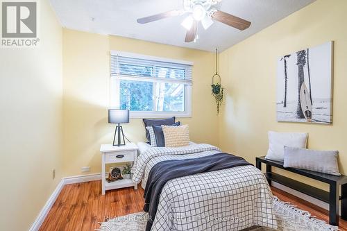 64 - 5029 Pinedale Avenue, Burlington, ON - Indoor Photo Showing Bedroom