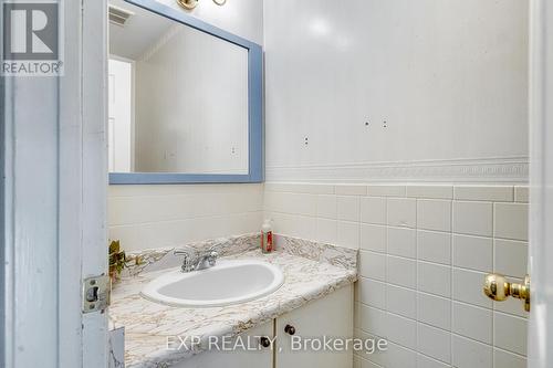 37 - 41 Nadia Place, Oakville (College Park), ON - Indoor Photo Showing Bathroom