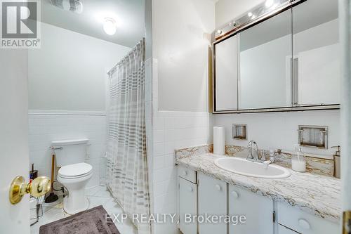 37 - 41 Nadia Place, Oakville (College Park), ON - Indoor Photo Showing Bathroom