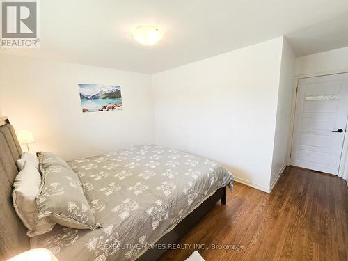 Main - 5382 Spruce Avenue, Burlington (Appleby), ON - Indoor Photo Showing Bedroom