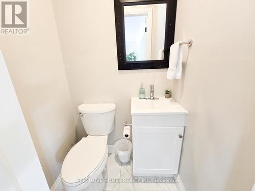 Main - 5382 Spruce Avenue, Burlington (Appleby), ON - Indoor Photo Showing Bathroom