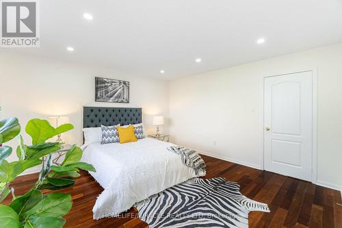 1434 Pate Court, Mississauga (East Credit), ON - Indoor Photo Showing Bedroom