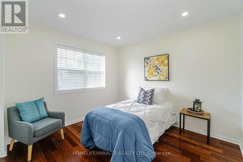 1434 Pate Court, Mississauga (East Credit), ON - Indoor Photo Showing Bedroom