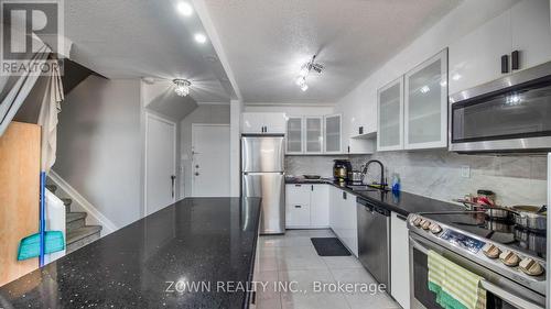 203 - 1050 Stainton Drive E, Mississauga (Erindale), ON - Indoor Photo Showing Kitchen With Upgraded Kitchen