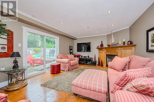 847 Edistel Crescent, Mississauga, ON - Indoor Photo Showing Living Room With Fireplace