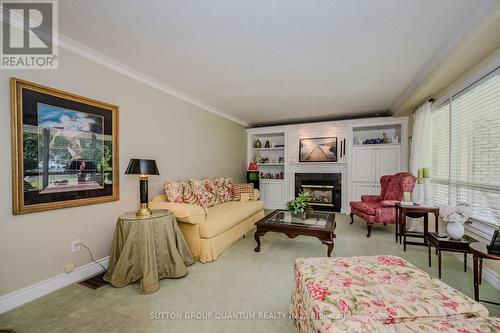 847 Edistel Crescent, Mississauga (Lorne Park), ON - Indoor Photo Showing Living Room With Fireplace