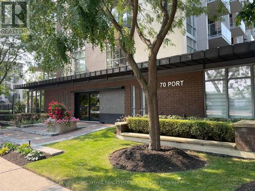 204 - 70 Port Street E, Mississauga (Port Credit), ON - Outdoor