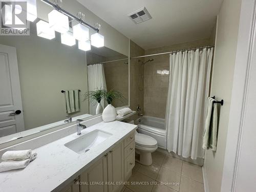 204 - 70 Port Street E, Mississauga (Port Credit), ON - Indoor Photo Showing Bathroom