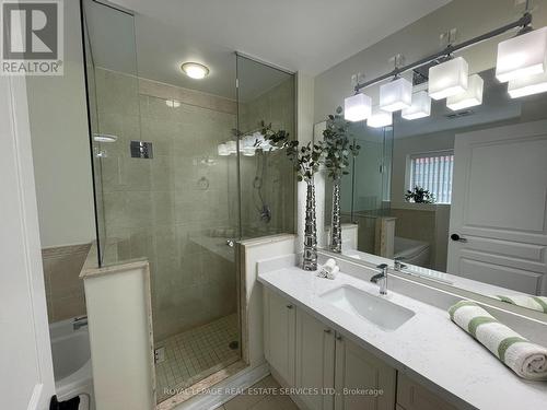 204 - 70 Port Street E, Mississauga, ON - Indoor Photo Showing Bathroom