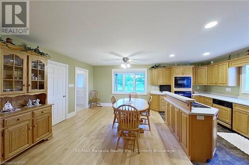 75551 Bluewater Highway, Bluewater (Bayfield), ON - Indoor Photo Showing Kitchen