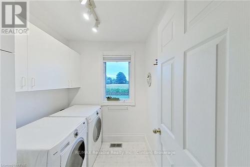 75551 Bluewater Highway, Bluewater (Bayfield), ON - Indoor Photo Showing Laundry Room