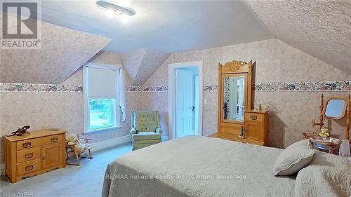 75551 Bluewater Highway, Bluewater (Bayfield), ON - Indoor Photo Showing Bedroom