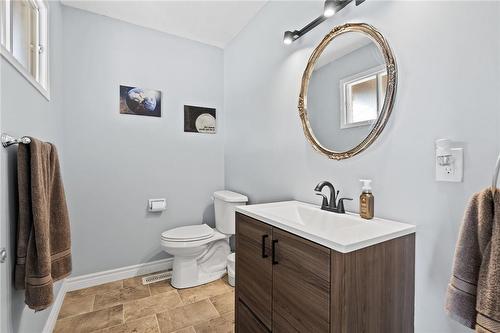 7693 Ronnie Crescent, Niagara Falls, ON - Indoor Photo Showing Bathroom