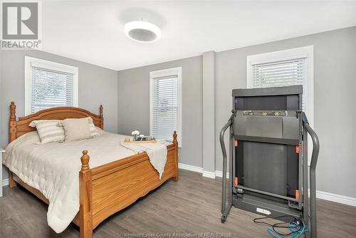 564 Road 2 West, Kingsville, ON - Indoor Photo Showing Bedroom