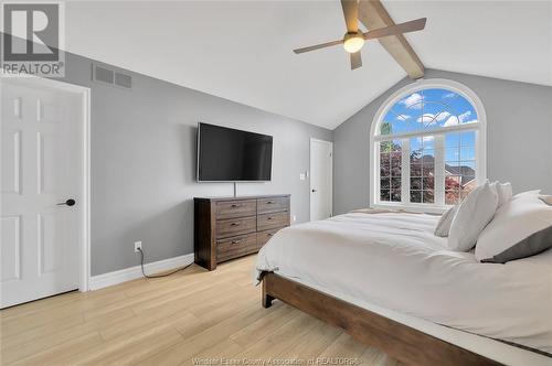 429 Leffler, Lakeshore, ON - Indoor Photo Showing Bedroom