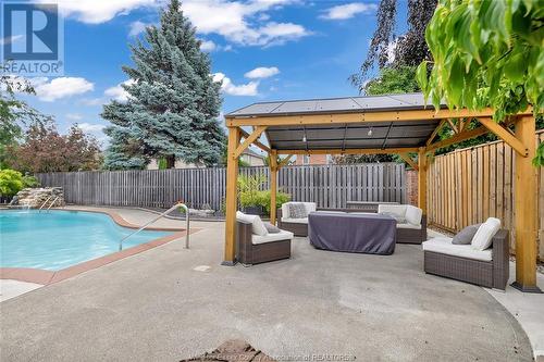 429 Leffler, Lakeshore, ON - Outdoor With In Ground Pool