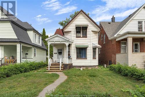 362 Janette Avenue, Windsor, ON - Outdoor With Facade