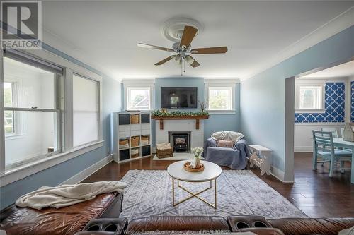 128 Talbot Street South, Essex, ON - Indoor Photo Showing Living Room With Fireplace