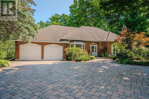 586 Eastgate Walk, Waterloo, ON - Outdoor