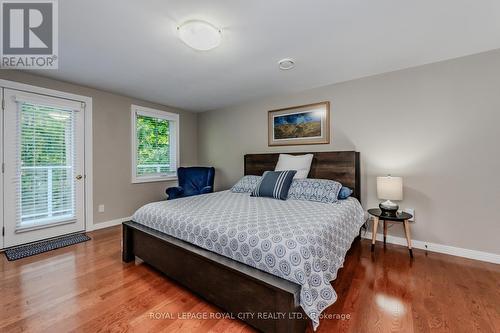 586 Eastgate Walk, Waterloo, ON - Indoor Photo Showing Bedroom