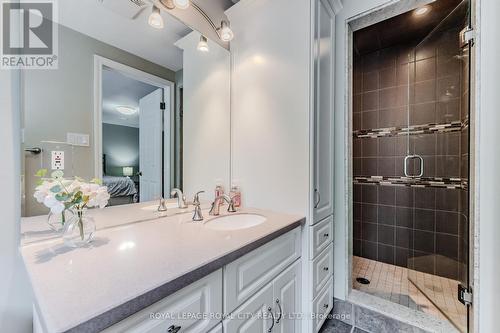 586 Eastgate Walk, Waterloo, ON - Indoor Photo Showing Bathroom