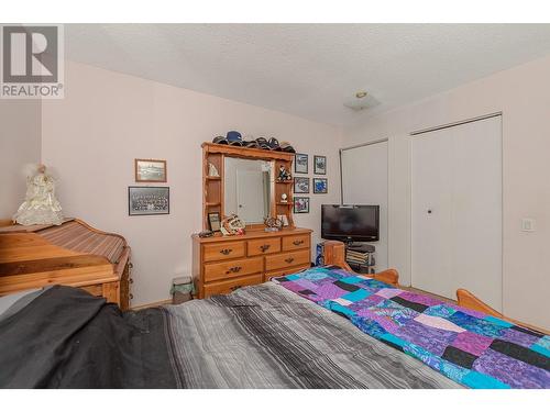 310 Kappel Street, Sicamous, BC - Indoor Photo Showing Bedroom