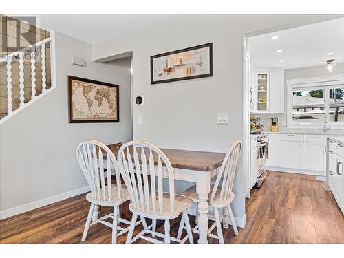 1470 Graham Street, Kelowna, BC - Indoor Photo Showing Dining Room