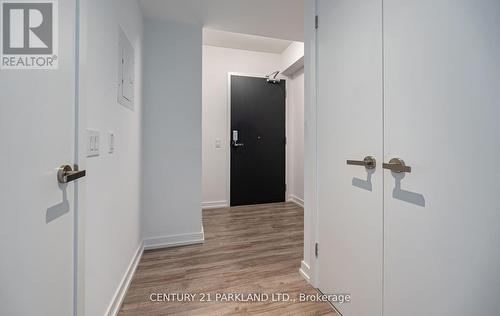 #306 - 77 Shuter Street S, Toronto, ON - Indoor Photo Showing Other Room