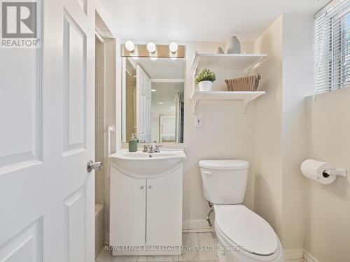 439 Castlefield Avenue, Toronto (Forest Hill North), ON - Indoor Photo Showing Bathroom