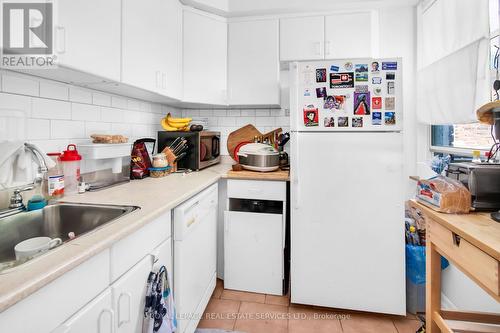 575 Huron Street, Toronto (Annex), ON - Indoor Photo Showing Kitchen