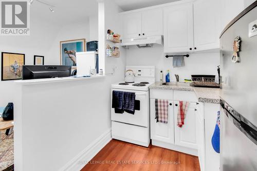 575 Huron Street, Toronto (Annex), ON - Indoor Photo Showing Kitchen