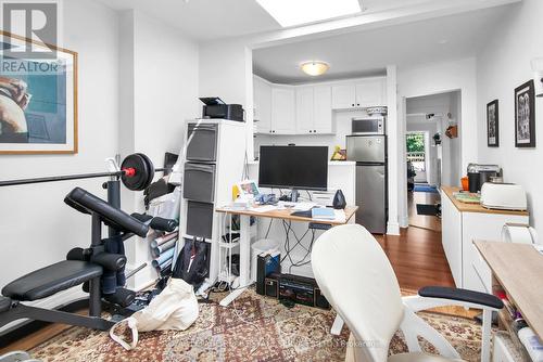 575 Huron Street, Toronto (Annex), ON - Indoor Photo Showing Gym Room