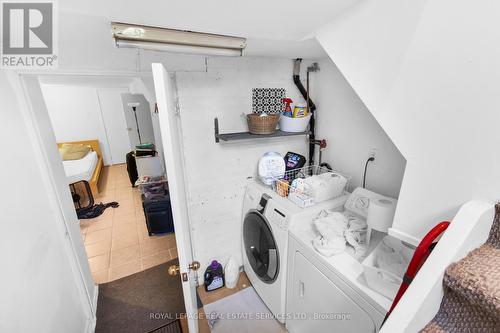 575 Huron Street, Toronto (Annex), ON - Indoor Photo Showing Laundry Room