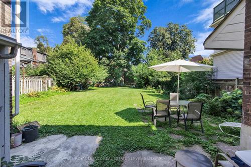 575 Huron Street, Toronto (Annex), ON - Outdoor With Backyard