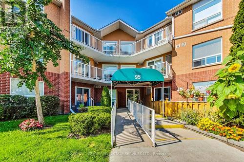 303 - 95 Wellington Street, Clarington (Bowmanville), ON - Outdoor With Balcony