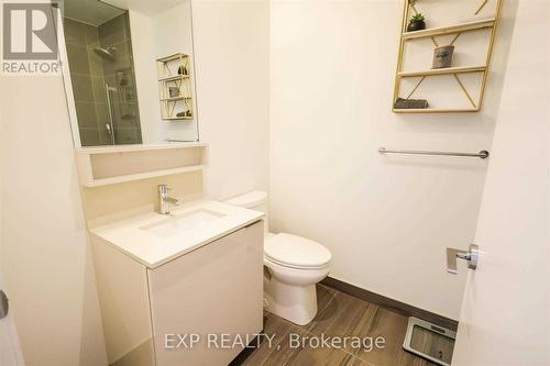 5208 - 5 Buttermill Avenue, Vaughan, ON - Indoor Photo Showing Bathroom