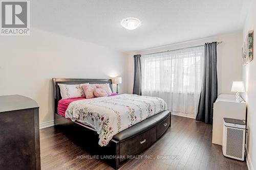 31 Liam Lane, Markham, ON - Indoor Photo Showing Bedroom