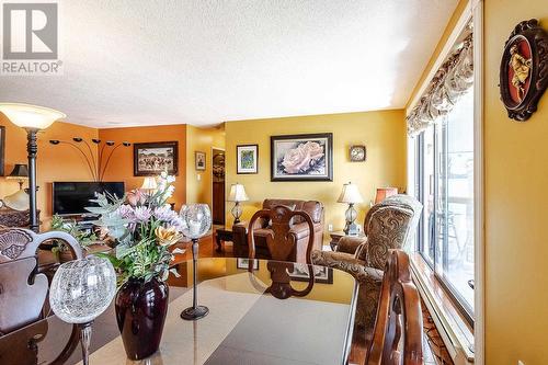 89 Pine St # 309, Sault Ste Marie, ON - Indoor Photo Showing Dining Room