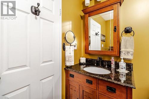 89 Pine St # 309, Sault Ste Marie, ON - Indoor Photo Showing Bathroom