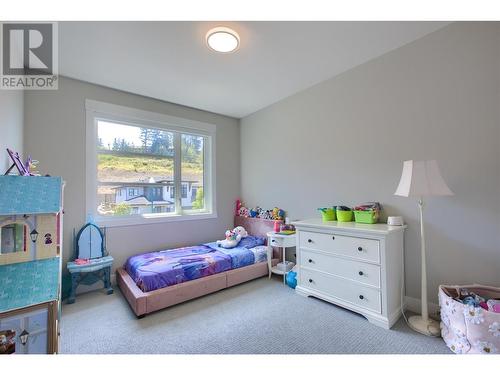 446 Hawk Hill Drive, Kelowna, BC - Indoor Photo Showing Bedroom