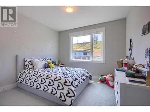 446 Hawk Hill Drive, Kelowna, BC - Indoor Photo Showing Bedroom