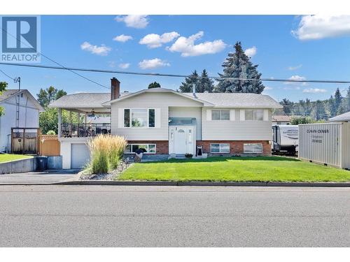 1055 Thompson Road, Kelowna, BC - Outdoor